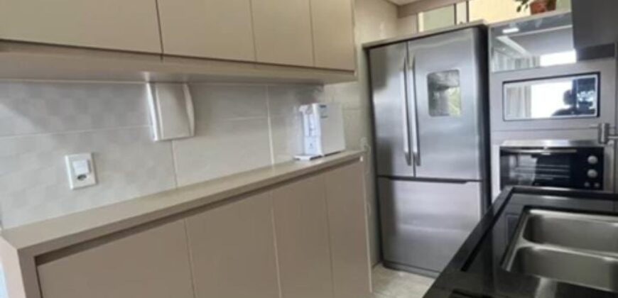 Apartamento com 58m²