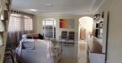 Casa com 264m²