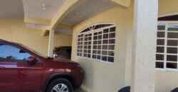 Casa com 264m²