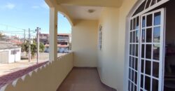 Casa com 264m²